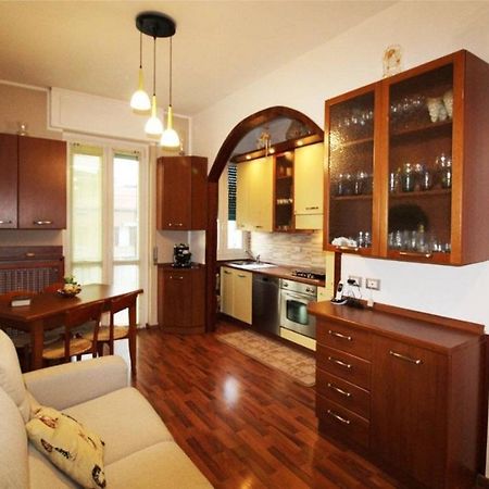 Apartmán Mice Ottima Soluzione Per Il Centro E La Svizzera Como Pokoj fotografie